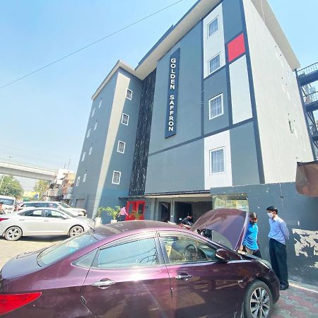 Hotel Golden Saffron By Qotel-Punjabi Bagh نيودلهي المظهر الخارجي الصورة