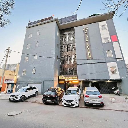Hotel Golden Saffron By Qotel-Punjabi Bagh نيودلهي المظهر الخارجي الصورة