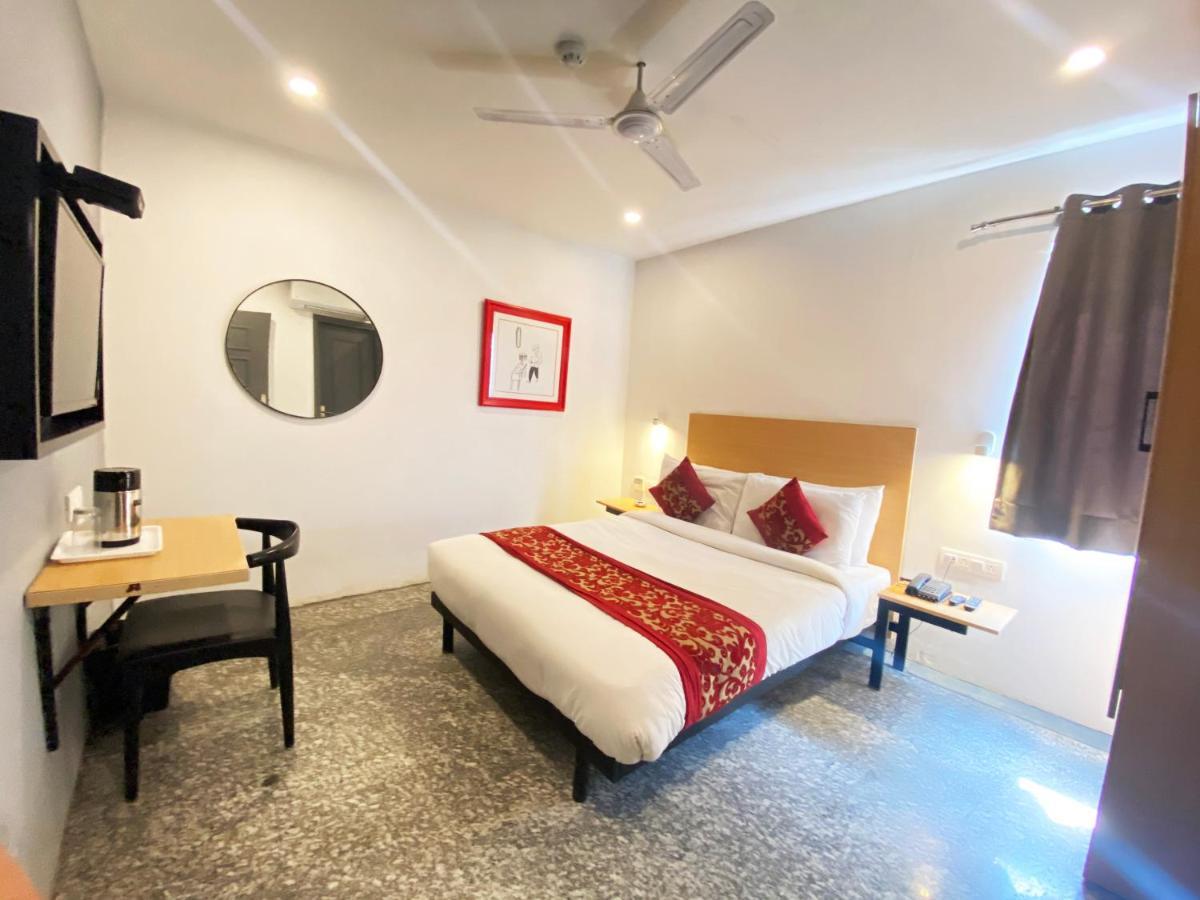 Hotel Golden Saffron By Qotel-Punjabi Bagh نيودلهي المظهر الخارجي الصورة