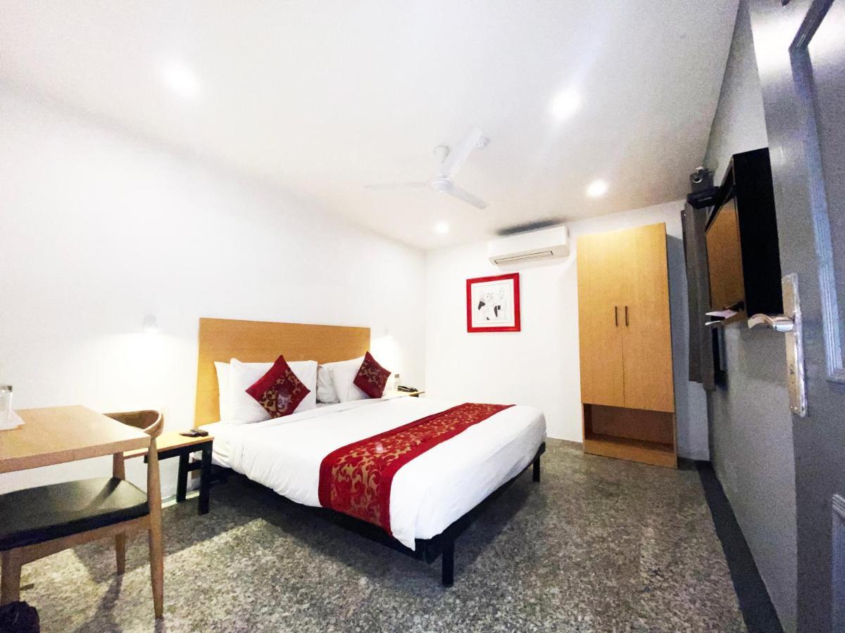 Hotel Golden Saffron By Qotel-Punjabi Bagh نيودلهي المظهر الخارجي الصورة