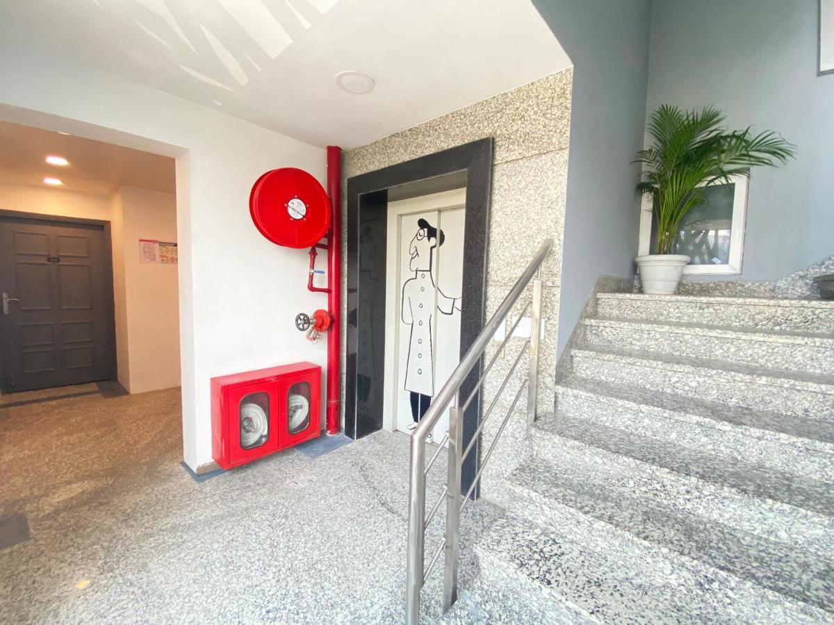 Hotel Golden Saffron By Qotel-Punjabi Bagh نيودلهي المظهر الخارجي الصورة