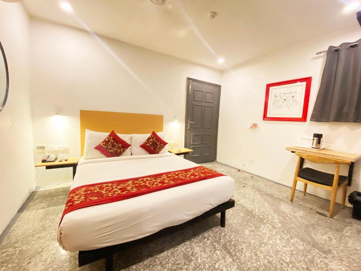 Hotel Golden Saffron By Qotel-Punjabi Bagh نيودلهي المظهر الخارجي الصورة