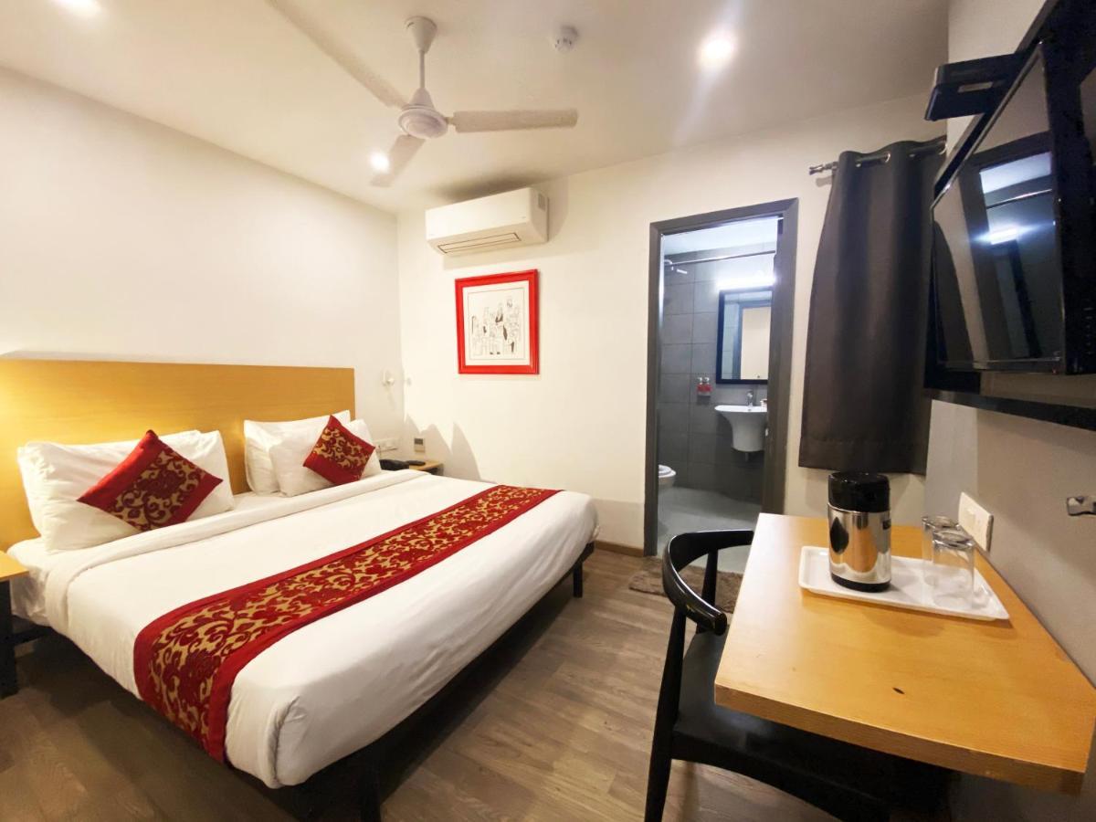 Hotel Golden Saffron By Qotel-Punjabi Bagh نيودلهي المظهر الخارجي الصورة