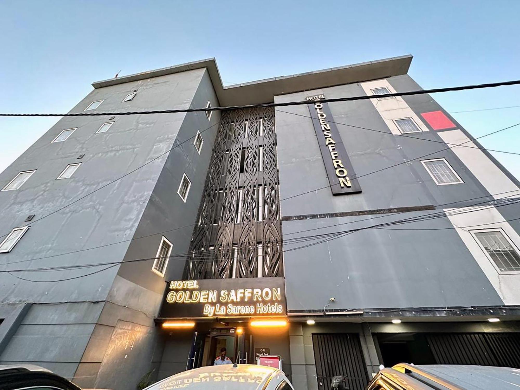 Hotel Golden Saffron By Qotel-Punjabi Bagh نيودلهي المظهر الخارجي الصورة