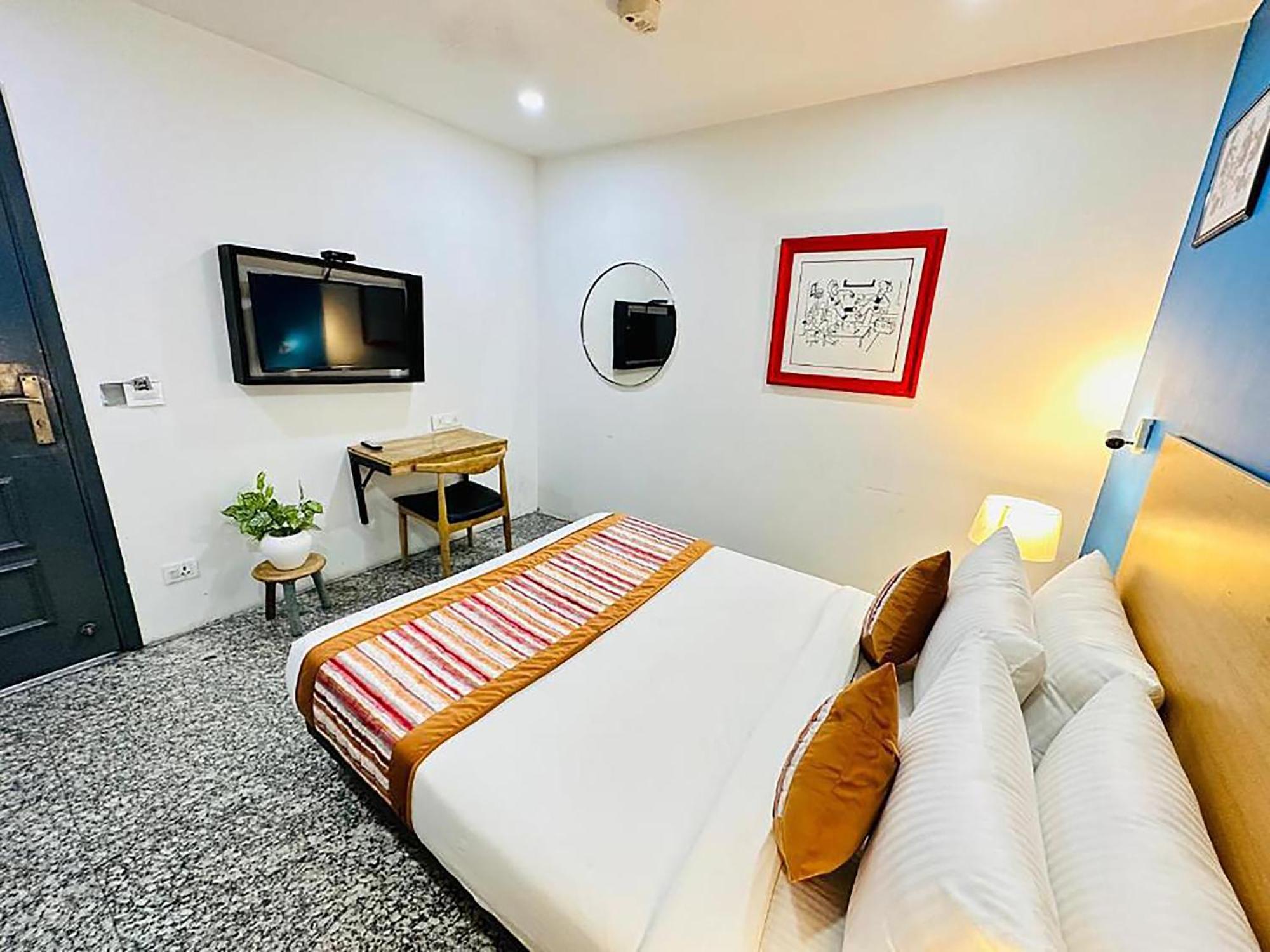 Hotel Golden Saffron By Qotel-Punjabi Bagh نيودلهي المظهر الخارجي الصورة