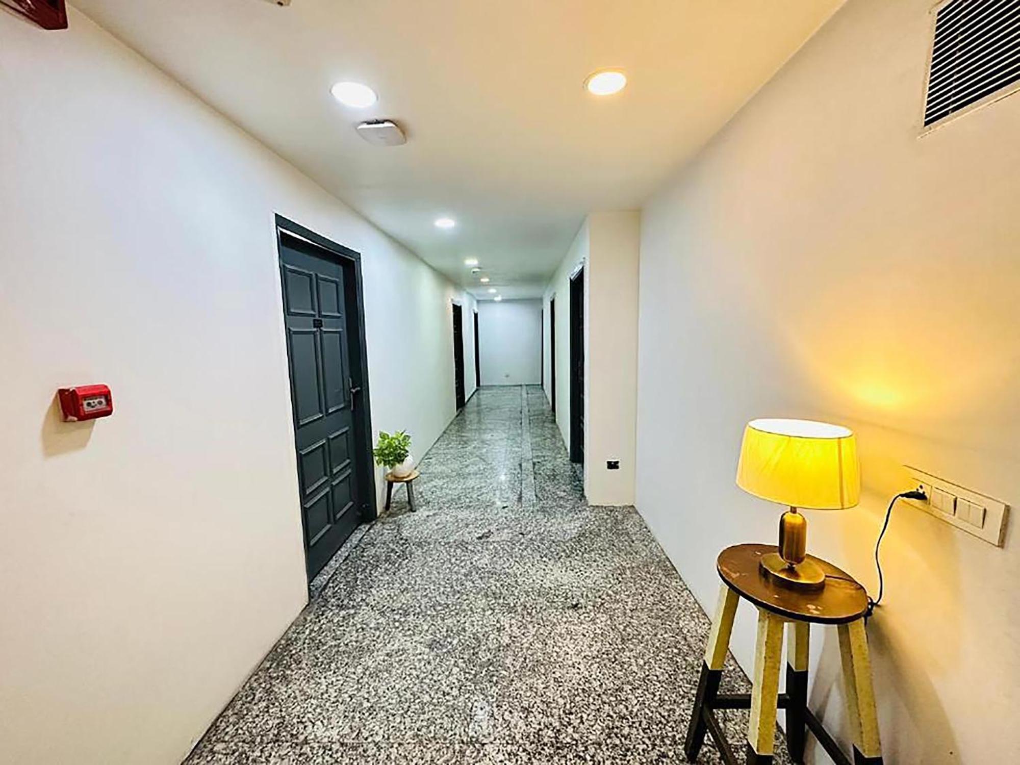 Hotel Golden Saffron By Qotel-Punjabi Bagh نيودلهي المظهر الخارجي الصورة